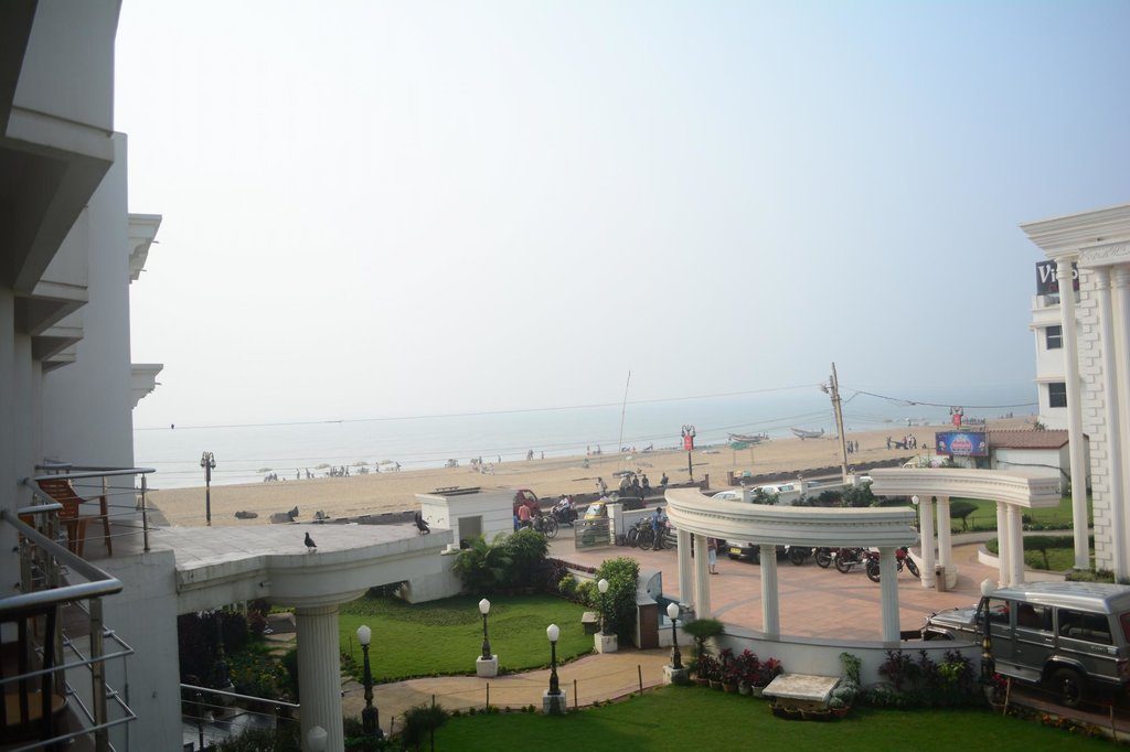 sea-facing-hotels-in-puri